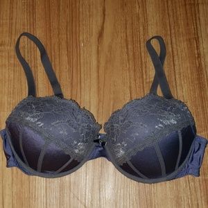 Apt. 9 36C bra